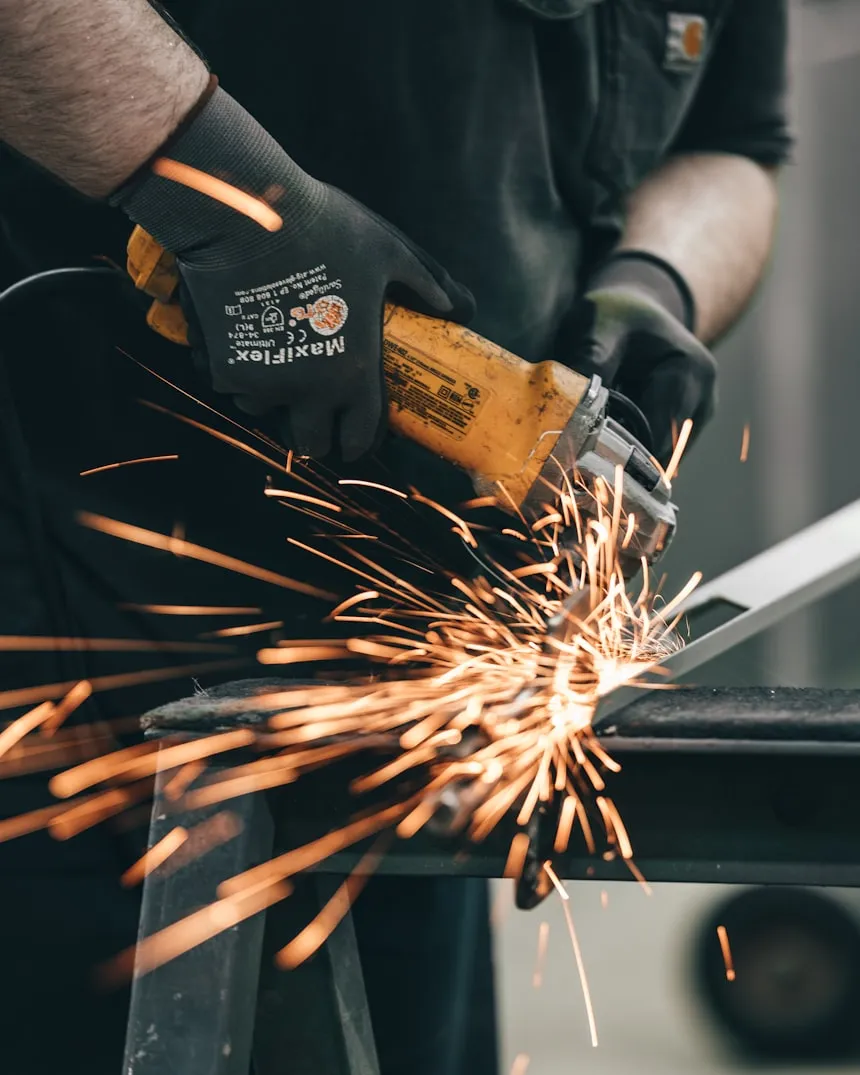 One Personnel worker on the tools